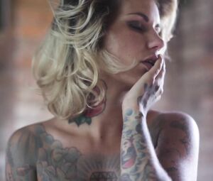 Pia Tattoed - Nude Video