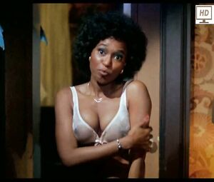 Naked The Kentucky Fried Movie (1977)