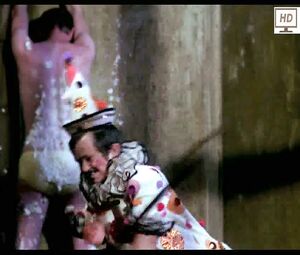 Naked The Kentucky Fried Movie (1977)