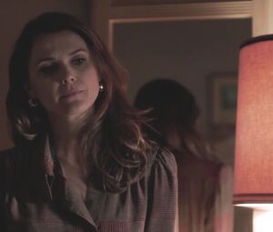 Naked Keri Russell nude - The Americans S04E05 (2016)