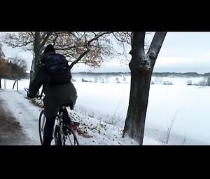 Naked Outi Mäenpää & Ria Kataja & Sara Paavolainen - Musta Jää (2007)