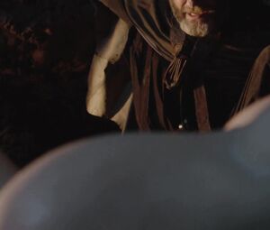 Naked Carice Van Houten - GAME OF THRONES (S02 E04)