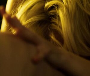 Naked Chelsey Reist & Sharon Hinnendael - Embrace of the Vampire (2013)