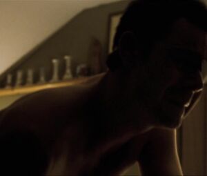 Naked Gillian Anderson - Straightheads (2007)