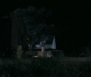 Naked Thandie Newton, Evan Rachel Wood - Westworld S01E02 (2016)