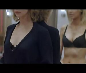 Naked Anna Mouglalis - Le Prix Du Desir (2004)
