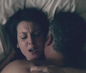 Naked Ginger Gonzaga, Melanie Lynskey - Togetherness S02E01 (2016)