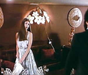 Naked Julia Perrin - Les Clientes (1982)