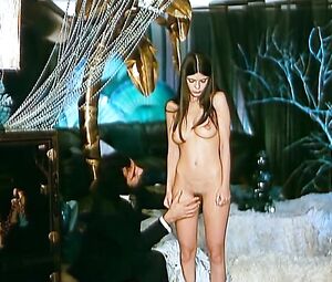 Naked Julia Perrin - Les Clientes (1982)