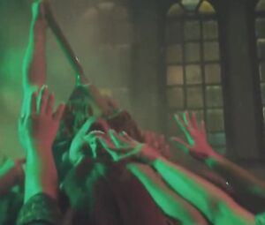 Naked Juno Templ  ‘Vinyl S01E01 (2016)’ (Sex, Nude, Pussy, BJ, Orgy)