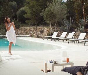 Naked Kacey Barnfield - Blood Orange (2016)