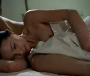 Asian Celebs Sex Scene | Ji-Hyeon Lee - La Belle (2000)