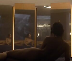 Naked Alicia Vikander and Sonoya Mizuno - EX MACHINA
