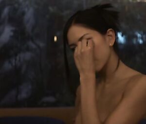 Naked Alicia Vikander and Sonoya Mizuno - EX MACHINA