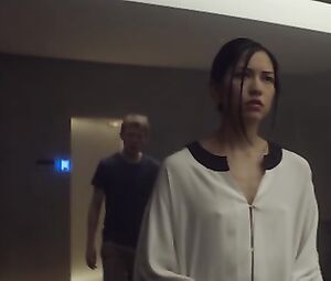 Naked Alicia Vikander and Sonoya Mizuno - EX MACHINA