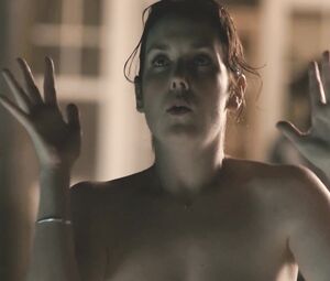 Naked Melanie Lynskey - Hello I Must Be Going (2012) (Sex, Nude)