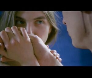 Young sex video Sophie Bogdan - Die Traenensammlerin (1998)