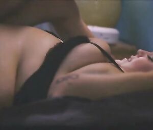 Naked Brooklyn Decker, Sienna Farall, Angela Relucio - Casual Encounters (2016) (Sex, Nude, Shaved Pussy, Blowjob)