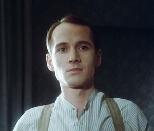 Naked Andrea Jonasson, Corinna Kirchhoff - Das Spinnennetz (1989)