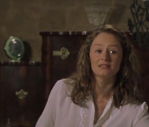 Naked celebs Miranda Otto - Kin (2000)