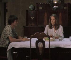 Naked celebs Miranda Otto - Kin (2000)