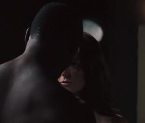 Naked celebs Miranda Otto - Kin (2000)
