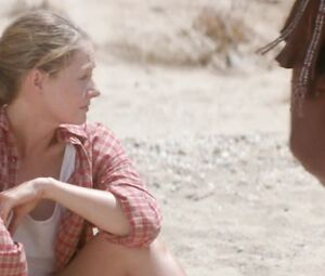 Naked celebs Miranda Otto - Kin (2000)