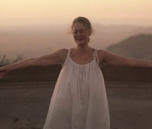 Naked celebs Miranda Otto - Kin (2000)