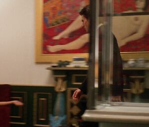 Topless scene Julienne Davis - Eyes Wide Shut (1999)