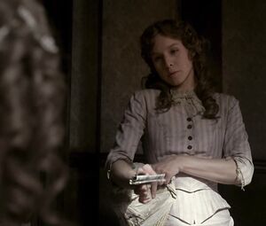 Nude sex scene Paula Malcomson, Molly Parker - Deadwood S01 (2004)