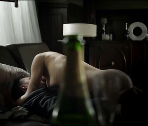 TV nude scene Tara Radcliffe - Femme Fatales (2012)