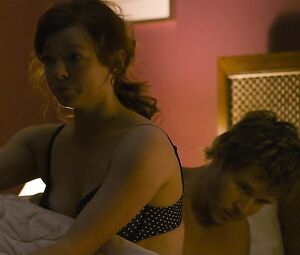 Bedroom Scene of Sarah Snook - Sex Scene