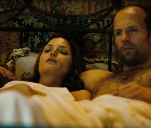 Hollywood Sex Scene | Mini Anden nude - The Mechanic (2011)