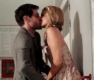 Hollywood Hot Scene | Dianna Agron sexy video