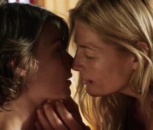 Hot lesbian scene | Dreya Weber, Traci Dinwiddie naked - Ravenβs Touch (2015)