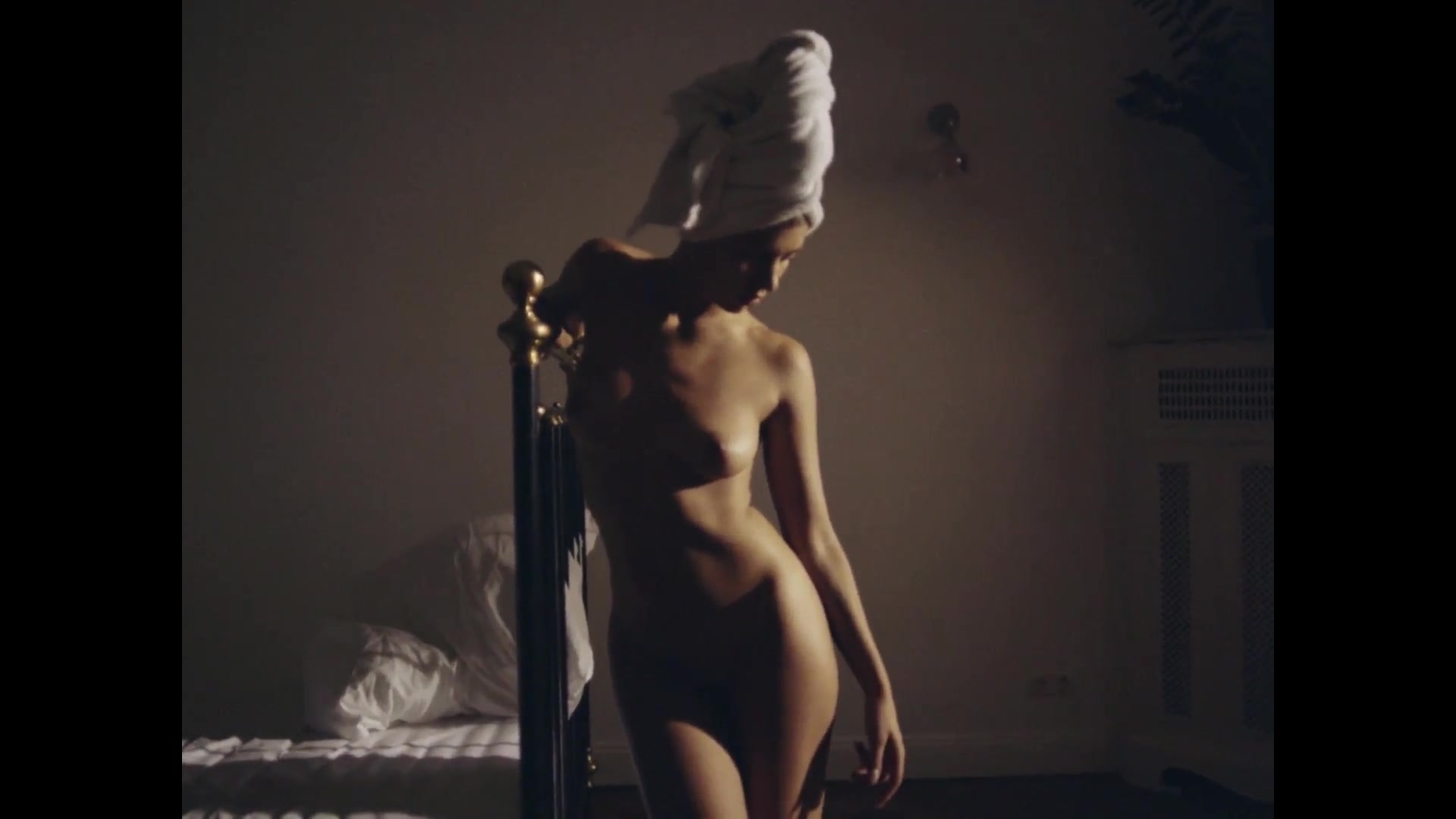 Topless Naked on Stage video by Alina Sueggeler - Langsam (2016) Video »  Best Sexy Scene » HeroEro Tube