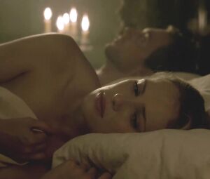 Celebrity nude scene | Celebrity nude scene | Hannah New, Sylvaine Strike - Black Sails S03E06-07 (2016)