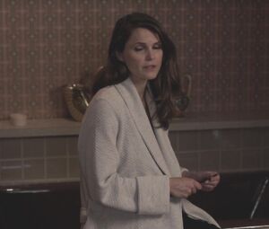 Celebs nude scene TV show | Keri Russell, Vera Cherny nude - The Americans S04E09 (2016)
