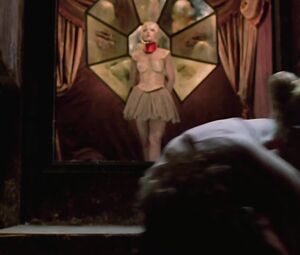 Celebs video Jennifer Lopez (NN) - The Cell (2000)