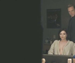 TV show hot scene | Raychel Diane Weiner, Sarah Hay - Flesh & Bone S01E07-08 (2015)