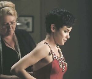 TV show hot scene | Raychel Diane Weiner, Sarah Hay - Flesh & Bone S01E07-08 (2015)