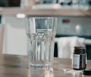 Celebs Hot Scene | Clemence Poesy, Laura Birn nude - The Ones Below (2015) Video » Best Sexy