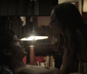 TV movie Sex Scene | Julia Molins - Se quien eres_s01e13 (2017)