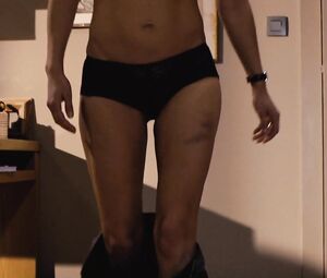 Topless Celebs Sophie Marceau, Monica Bellucci - Ne te retourne pas (2009)