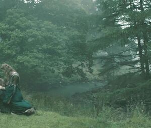 Celebs sex scene TV show | Alyssa Sutherland - Vikings S4 (2016)