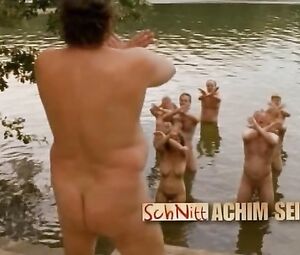 Excitioinism in Movies | Barfuss Bis Zum Hals (2009)