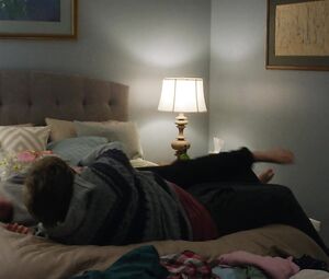 Naked Elizabeth Rease - Easy S01E01 (2016)