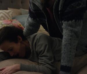 Naked Elizabeth Rease - Easy S01E01 (2016)