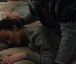 Naked Elizabeth Rease - Easy S01E01 (2016)