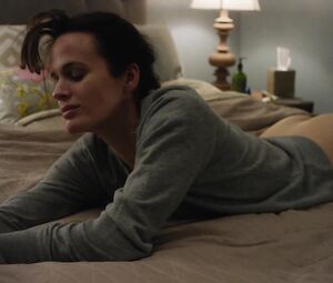 Elizabeth Reaser Nude